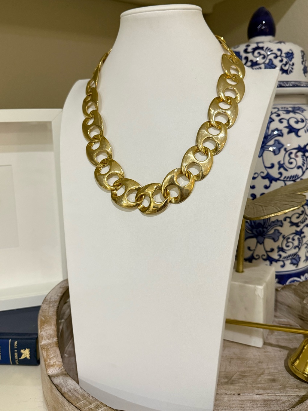 Vintage Gold Tone Flat Oval Link Necklace